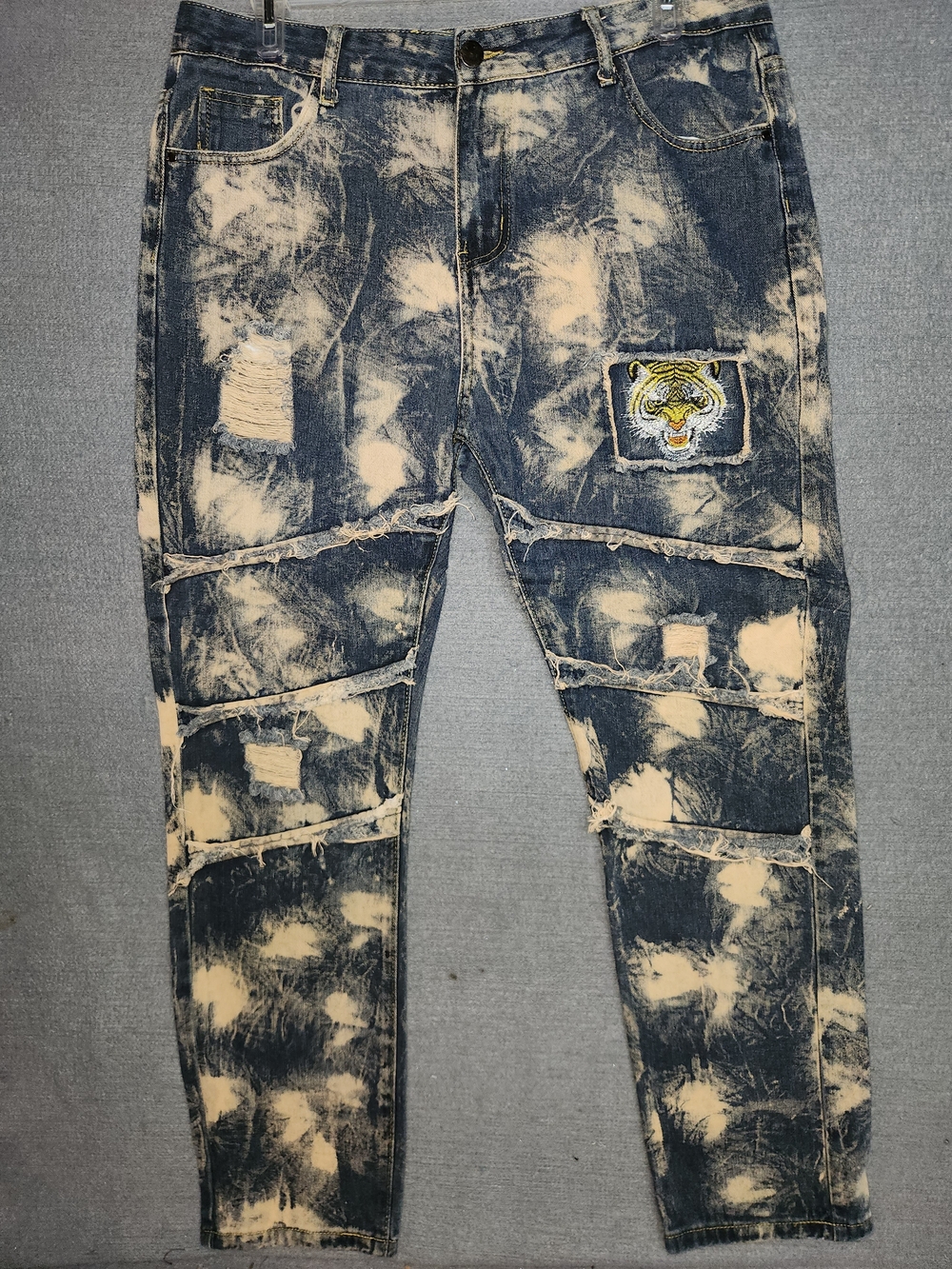 Bleached Distressed Men's Jeans with Tiger Patch - Black/Cream #355